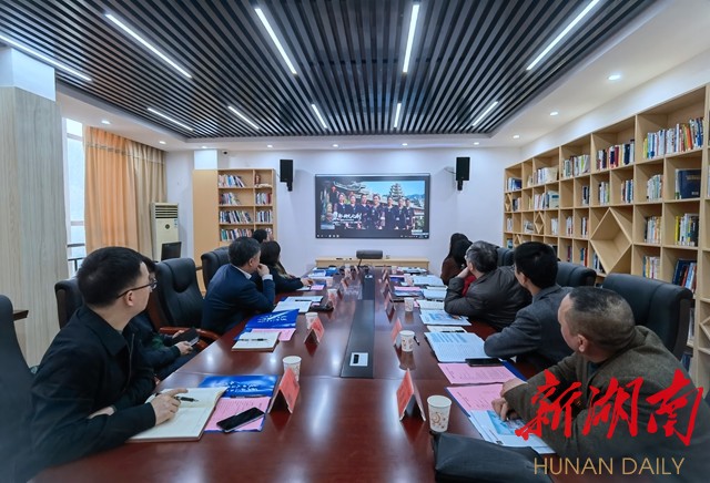 毛运鸿率考察团赴华体会平台旅游学院、湖南第一师范学院对接洽谈县校合作事宜